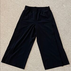 Lululemon Black Ribbed Waistband wide leg Pants with pockets